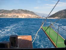 met de boot naar het eiland Kekova